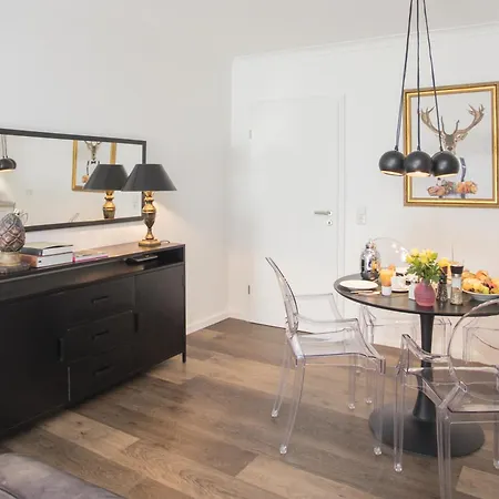 Appartement The Deluxe - Exklusive Ausstattung, Bestlage Zwischen Skikarussell Und Marktplatz, Eigener Garten, Ski- Und Fahrradraum, Ruhige Suedausrichtung, Wlan, Hundefreundlich *