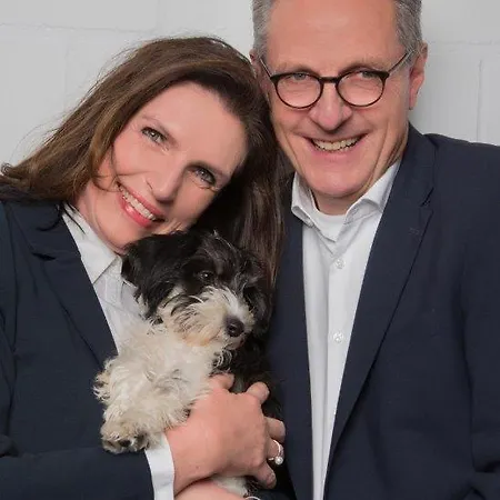 The Deluxe - Exklusive Ausstattung, Bestlage Zwischen Skikarussell Und Marktplatz, Eigener Garten, Ski- Und Fahrradraum, Ruhige Suedausrichtung, Wlan, Hundefreundlich